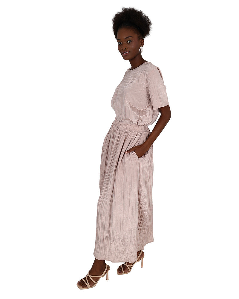 Blush Crinkle Pull-Up Maxi Skirt