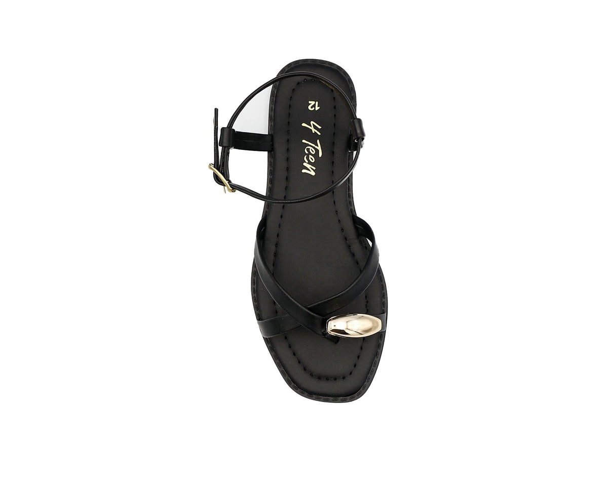 Girls Black Toepost Trim Detail Ankle Strap Sandal (sept)