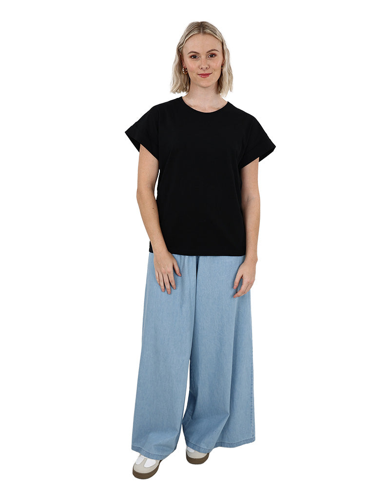 Black Short Sleeve Turn Back T-Shirt