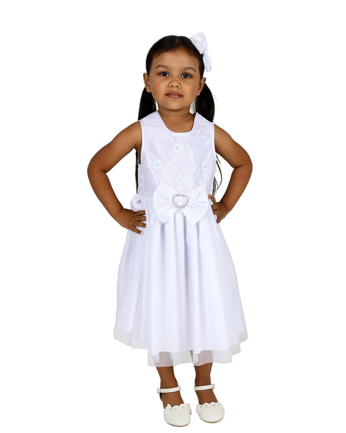 Sleeveless Embellished Heart Detail Party Dress