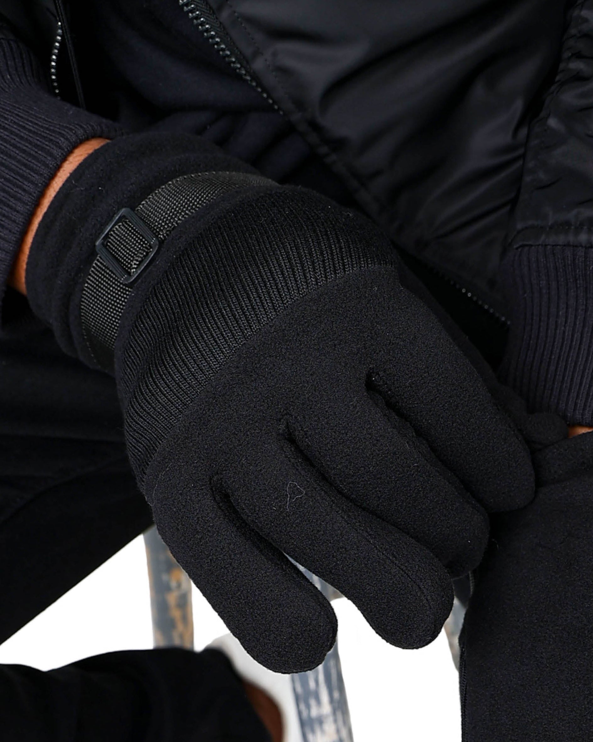 Black Adjustable Polar Fleece Gloves